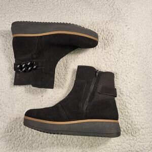 Clarks Zylah Rose wedge ankle boots in black suede size 8.5 M